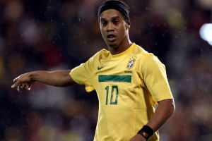 开云体育登录-从新疆到印第安纳，当哈利伯顿成为关键先生，篮球如何跨越山海？