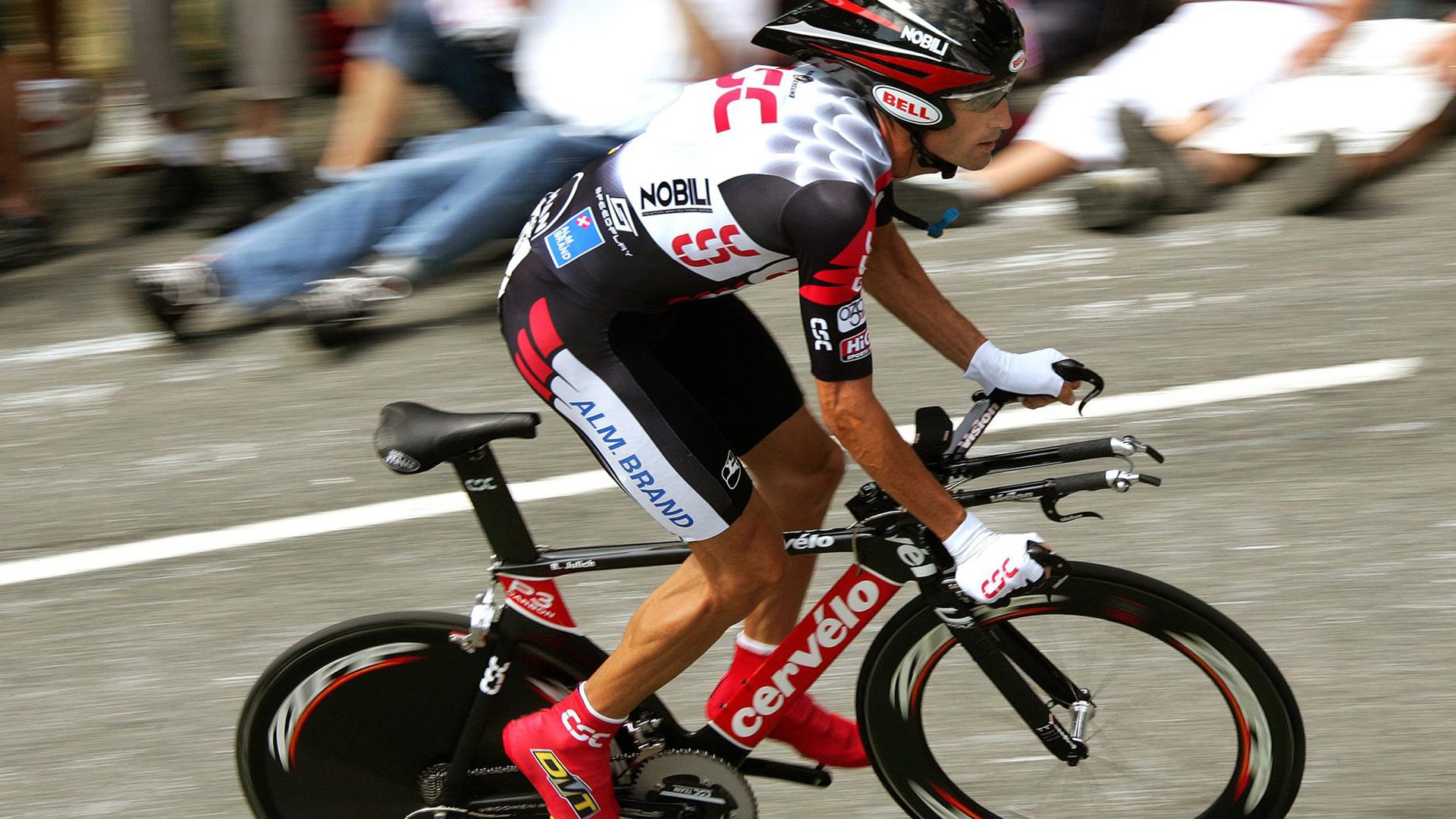 哈兰德彻底打爆防线,尼斯关键战突围冰岛,当北欧风暴席卷法兰西