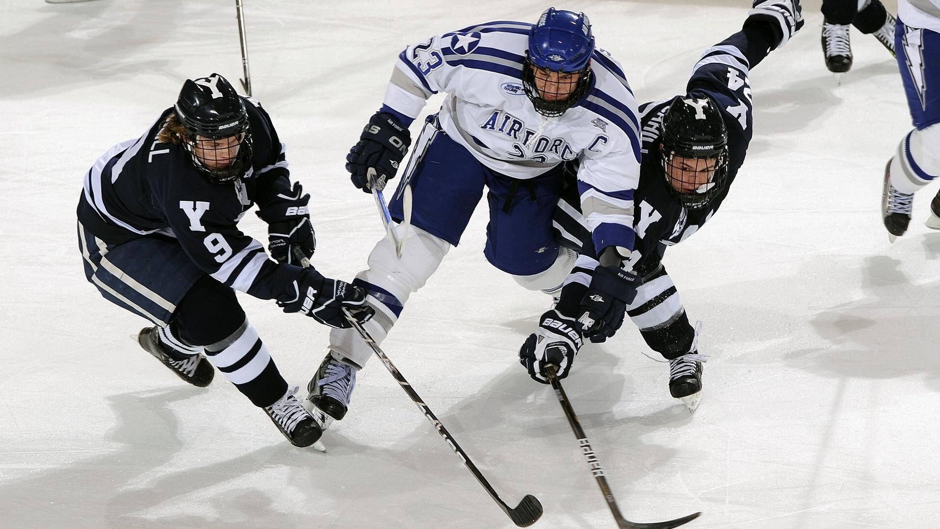 班凯罗之夜，当F1争冠的轰鸣，遇见篮球场上的心跳